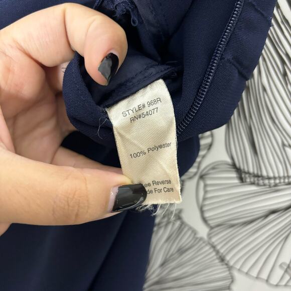 CAbi Midnight in Paris Navy Blue Pleated Trousers Women's Size 4 - Picture 4 of 9